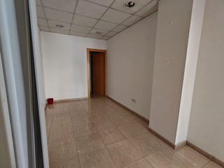 Local comercial en alquiler en Creu de Barberà en Sabadell
