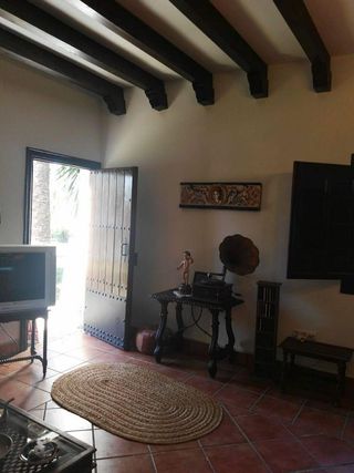 Chalet en venta en Carmona