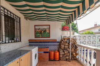 Casa adosada en venta en Cúllar Vega