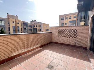 Piso en alquiler en Montecarmelo en Madrid