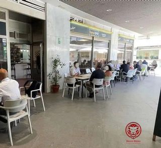 Local comercial en alquiler en Benicalap en Valencia