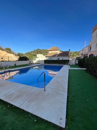 Piso en alquiler en Cotomar - Urbanizaciones en Rincón de la Victoria