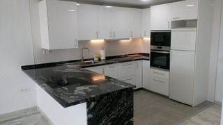 Piso en alquiler en Torrequebrada en Benalmádena