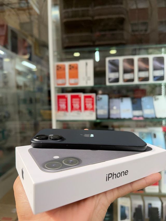 iPhone 16 512Gb batteria 100% 1 Ciclo COME NUOVO