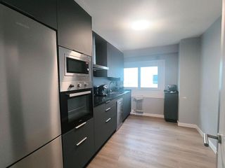 Piso en alquiler en Ensanche - Sar en Santiago de Compostela