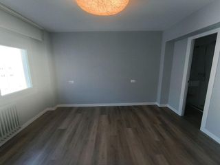 Piso en alquiler en Ensanche - Sar en Santiago de Compostela