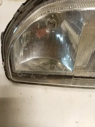 Faro Izquierdo Ford Sierra