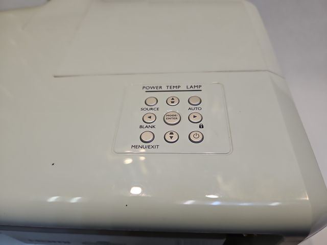 Proyector Mitsubishi Blanco