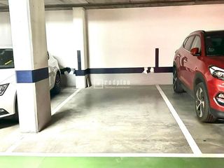 Garaje en venta en San Isidro - Los Almendros en Alcalá de Henares