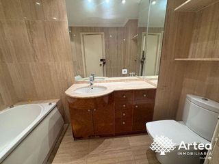 Piso en venta en Barrio de Abando en Bilbao