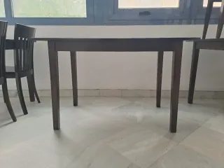 Mesas de madera marrón oscuro de alta calidad