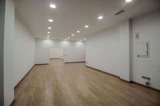 Local comercial en venta en Centro en Gijón