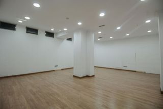 Local comercial en venta en Centro en Gijón