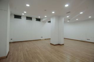 Local comercial en venta en Centro en Gijón