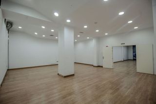 Local comercial en venta en Centro en Gijón