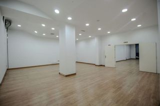 Local comercial en venta en Centro en Gijón