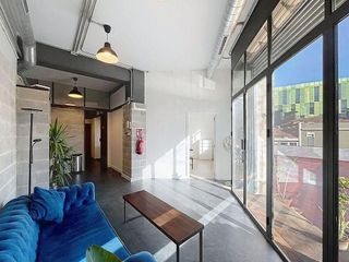 Local comercial en venta en El Parc i la Llacuna del Poblenou en Barcelona