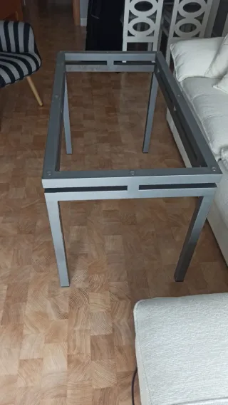 Mesa Forja Cristal Negra con Enaguas