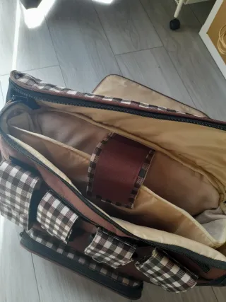 Borsa a tracolla spaziosa marrone