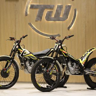 TRRS XTRACK ONE R 300cc arranque eléctrico 2026