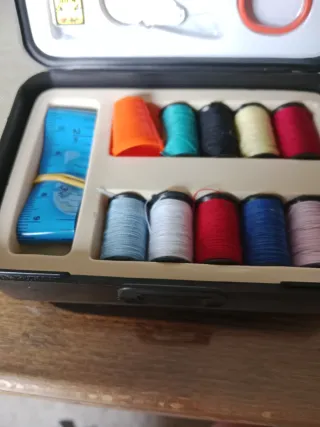 Costurero de viaje completo