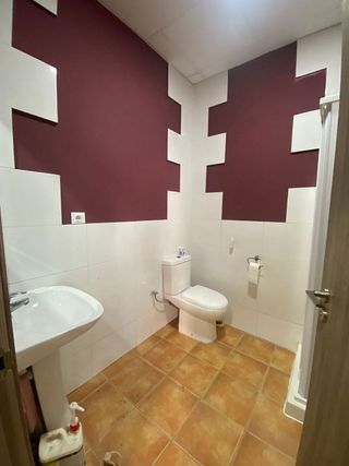 Local comercial en alquiler en Silla