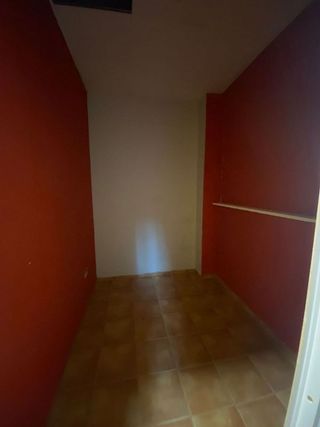 Local comercial en alquiler en Silla