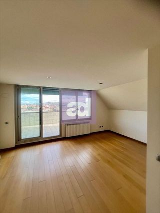 Ático en alquiler en Montecerrao en Oviedo