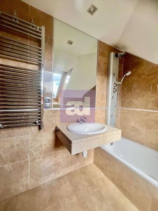 Ático en alquiler en Montecerrao en Oviedo