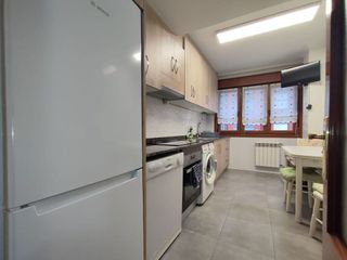 Piso en alquiler en Laviada en Gijón