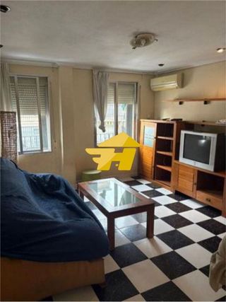 Piso en alquiler en Huerta de la Reina - Trassierra en Córdoba