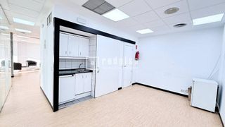 Oficina en alquiler en El Viso en Madrid