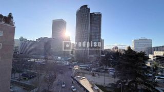 Oficina en alquiler en El Viso en Madrid