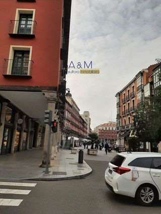 Local comercial en alquiler en Centro en Valladolid