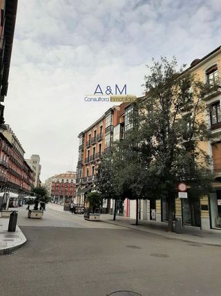 Local comercial en alquiler en Centro en Valladolid
