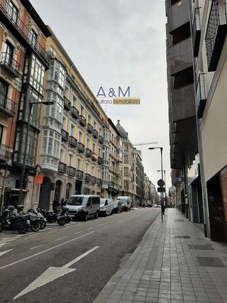 Local comercial en alquiler en Centro en Valladolid