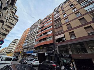 Piso en alquiler en Ensanche - Diputación en Alicante