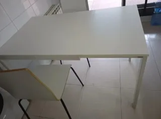 Mesa y 3 Sillas Cocina