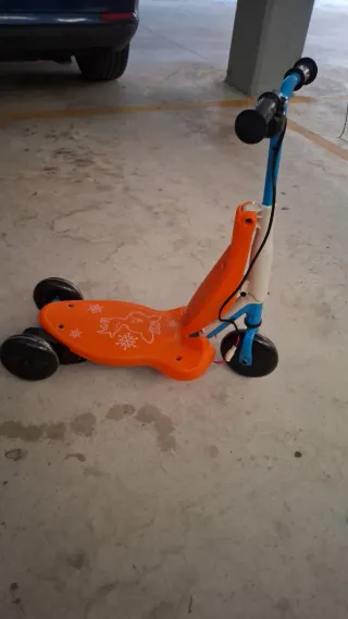 Patinete infantil evolutivo con asiento