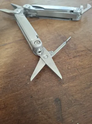 Leatherman Wave multiutensile