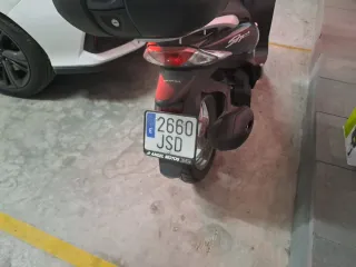 Honda Scooter Automática Negra  Sh 125 del 2017