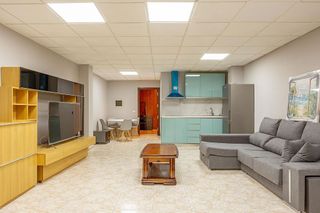 Local comercial en venta en Santa Catalina - Canteras en Palmas de Gran Canaria(Las)