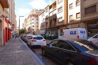 Local comercial en venta en Ensanche en Pamplona