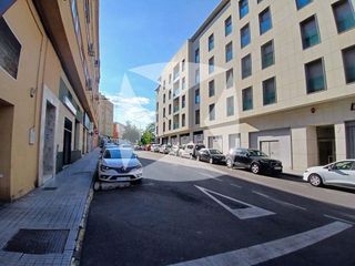 Local comercial en venta en Pardaleras en Badajoz