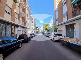 Local comercial en venta en Pardaleras en Badajoz