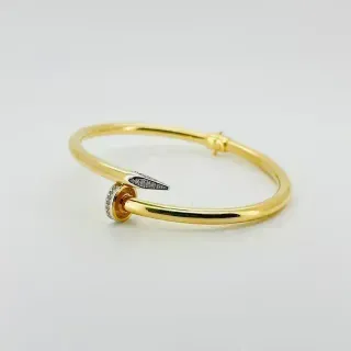 Pulsera de oro con diamantes