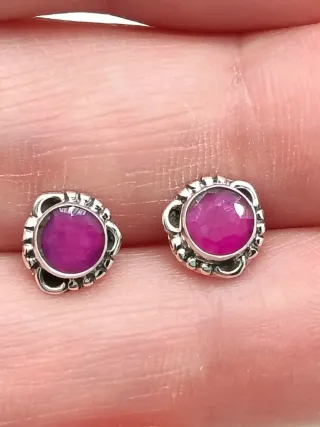 Pendientes Plata Ley 925 y Rubí