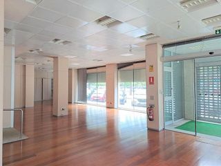 Local comercial en alquiler en Campreciós - Torre Roja en Viladecans