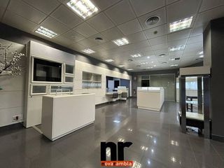 Local comercial en alquiler en Catalunya - Fontetes en Cerdanyola del Vallès