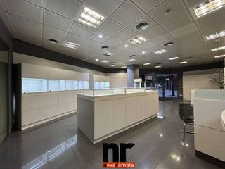 Local comercial en alquiler en Catalunya - Fontetes en Cerdanyola del Vallès